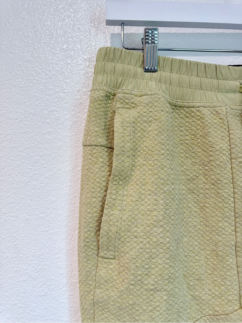 Lululemon Mens At Ease Textured 7" Athleisure Lounge Classic Fit Shorts Size S - Picture 2 of 7